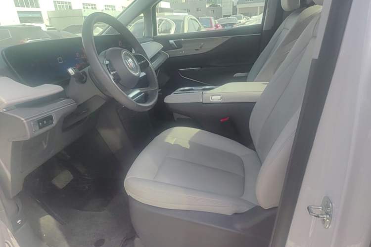 Used Buick GL8 2025 Lu Zun Deluxe Edition Left Front Seat