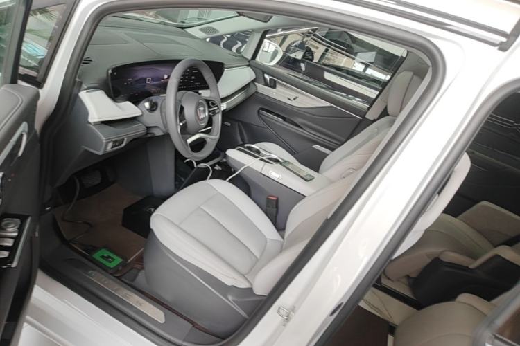 Used Buick GL8 2025 Lu Zun Deluxe Edition Left Front Seat