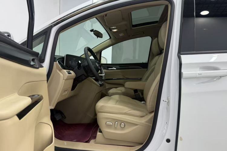 Used Buick GL8 2025 Model Land Executive Class First-Adoption Edition Left Front Seat