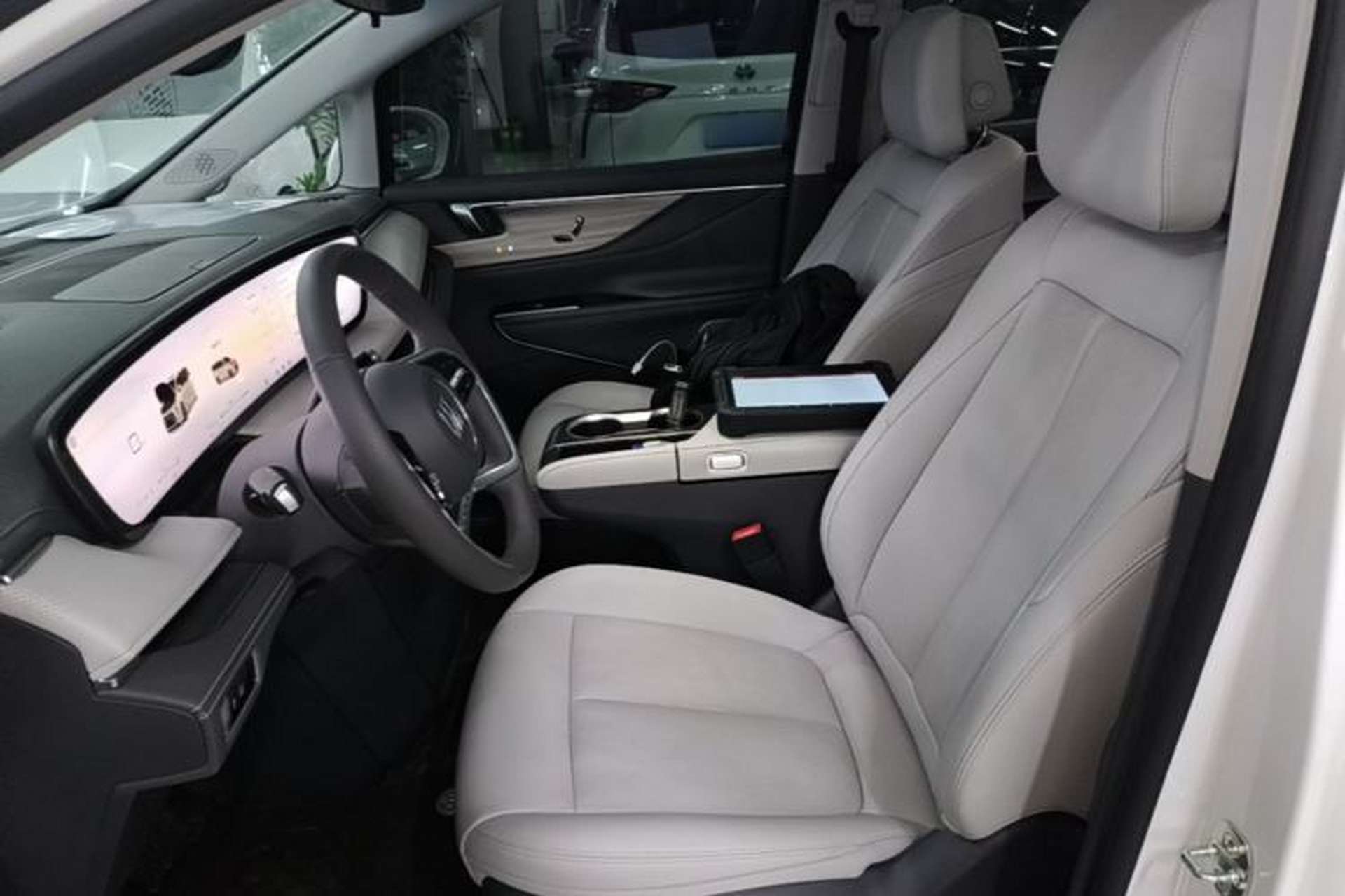 Used Buick GL8 2025 Lu Zun Smart Enjoyment Edition Left Front Seat