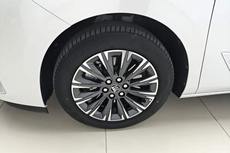 Used Buick GL8 2025 Lu Zun Deluxe Edition Left Front Wheel Hub