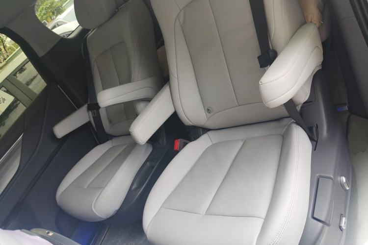 Used Buick GL8 2025 Lu Zun Smart Enjoyment Edition Left Rear Seat