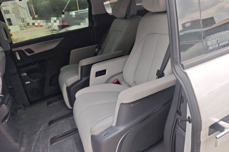 Used Buick GL8 2025 Lu Zun Deluxe Edition Left Rear Seat