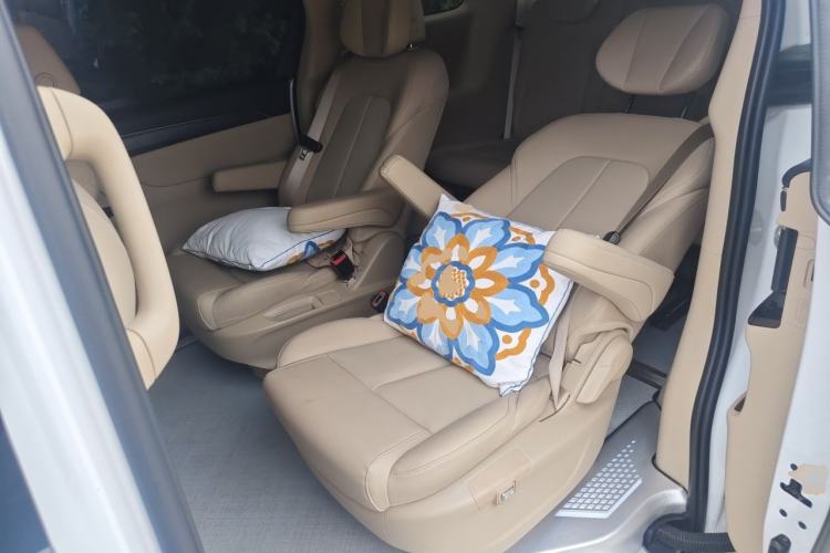 Used Buick GL8 2025 Model Land Executive Class First-Adoption Edition Left Rear Seat
