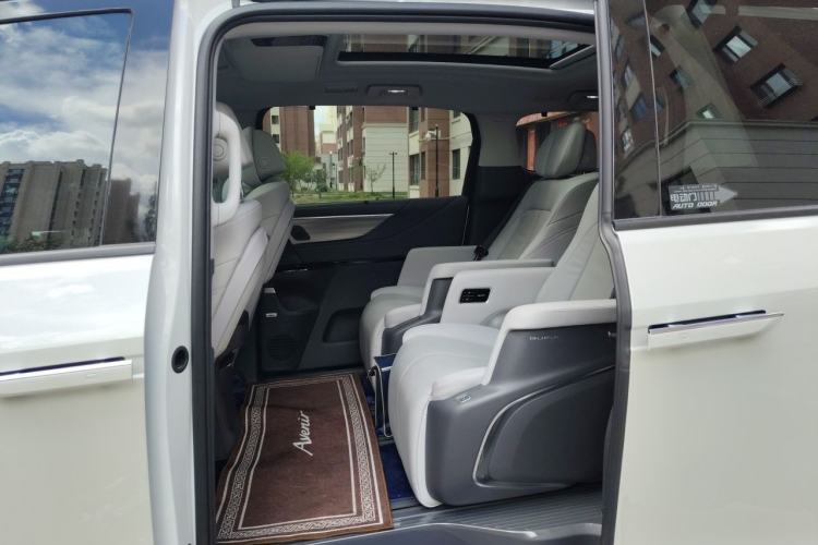 Used Buick GL8 2025 Lu Zun Deluxe Edition Left Rear Seat