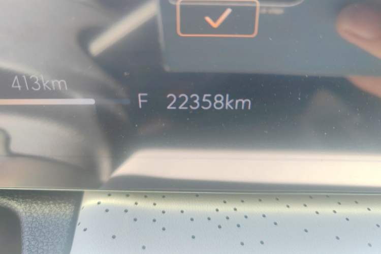 Used Buick GL8 2025 Lu Zun Smart Enjoyment Edition Odometer Close Up