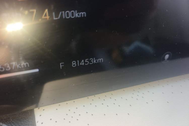 Used Buick GL8 2025 Lu Zun Smart Enjoyment Edition Odometer Close Up