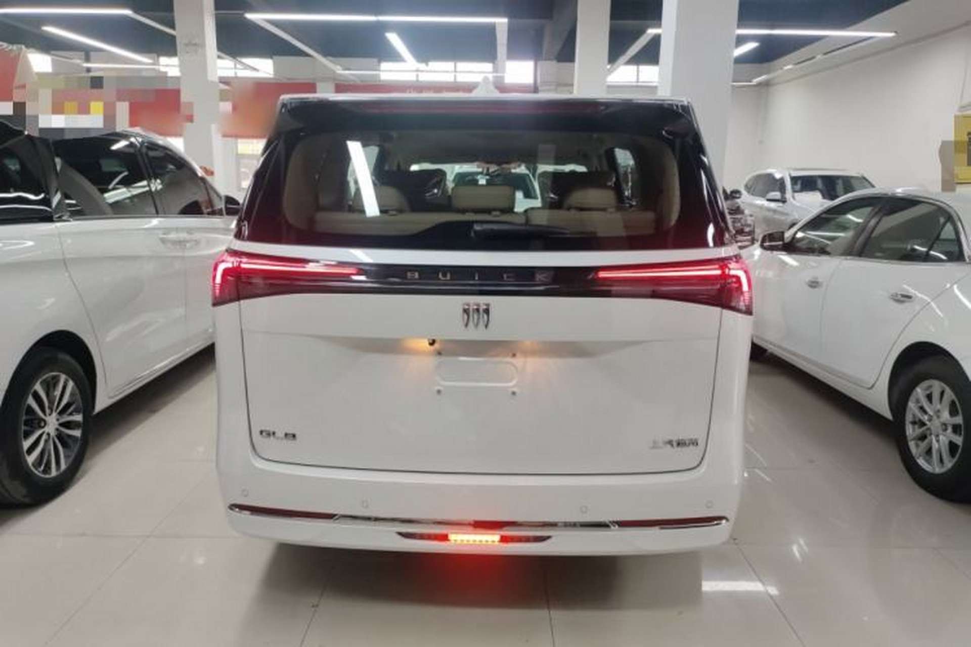 Used Buick GL8 2025 Model Land Cruiser Business Class Comfort DG Edition Rear