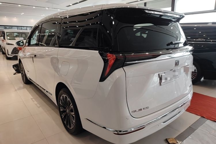 Used Buick GL8 2025 Lu Zun Smart Enjoyment & Yue Edition Rear Left 45 Deg