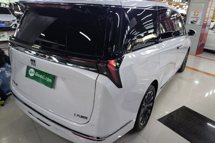 Used Buick GL8 2025 Lu Zun Smart Enjoyment Edition Rear Right 45 Deg