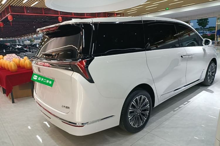 Used Buick GL8 2025 Lu Zun Smart Enjoyment Edition Rear Right 45 Deg