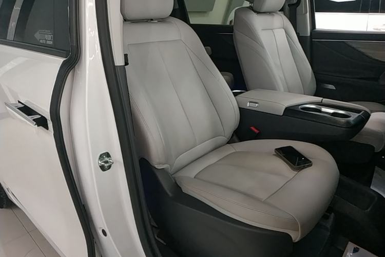 Used Buick GL8 2025 Lu Zun Smart Enjoyment Edition Right Front Seat