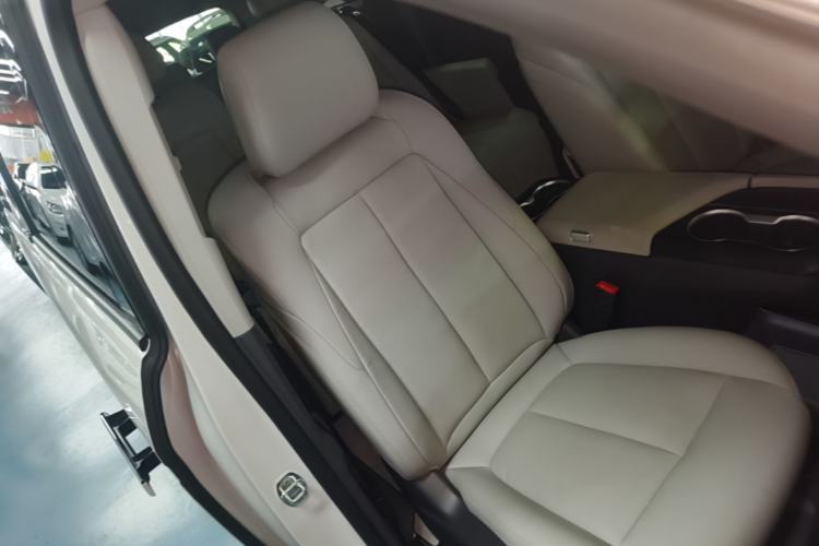 Used Buick GL8 2025 Lu Zun Smart Enjoyment Edition Right Front Seat