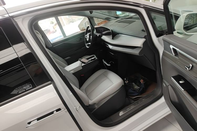 Used Buick GL8 2025 Lu Zun Deluxe Edition Right Front Seat