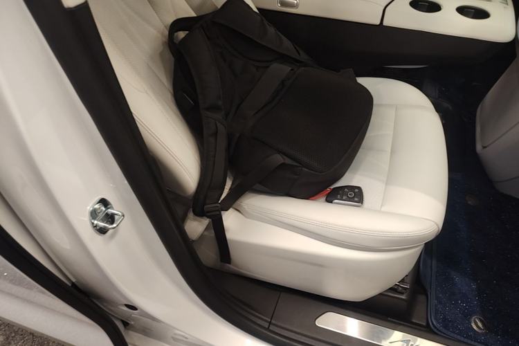 Used Buick GL8 2025 Lu Zun Deluxe Edition Right Front Seat