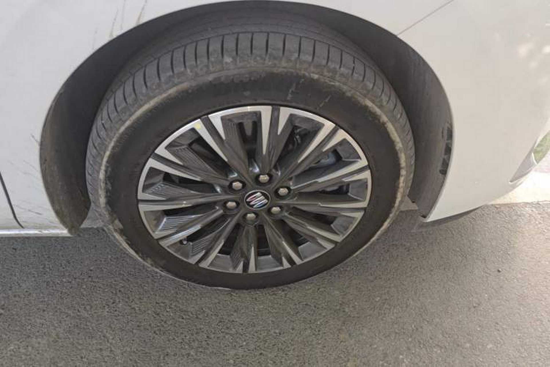 Used Buick GL8 2025 Lu Zun Smart Enjoyment Edition Right Front Wheel Hub