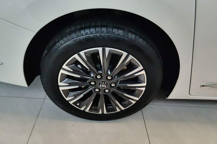 Used Buick GL8 2025 Lu Zun Smart Enjoyment Edition Right Rear Wheel Hub