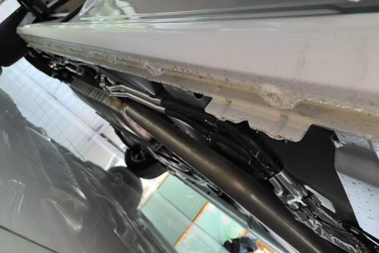 Used Buick GL8 2025 Model Land Cruiser Business Class Comfort DG Edition Right Side Sill