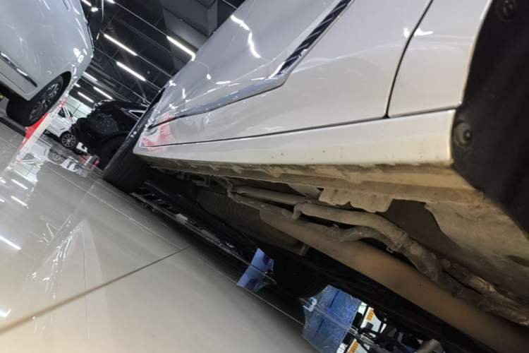 Used Buick GL8 2025 Lu Zun Smart Enjoyment Edition Right Side Sill