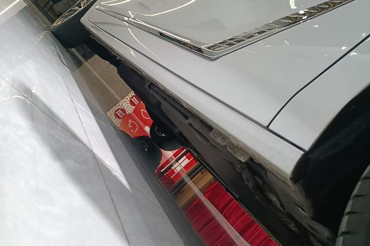 Used Buick GL8 2025 Lu Zun Smart Enjoyment Edition Right Side Sill