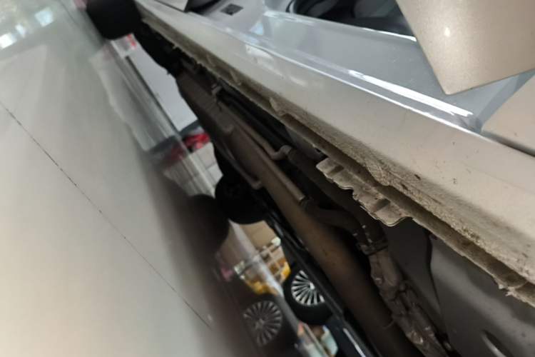 Used Buick GL8 2025 Lu Zun Deluxe Edition Right Side Sill