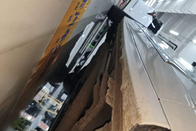 Used Buick GL8 2025 Lu Zun Deluxe Edition Right Side Sill