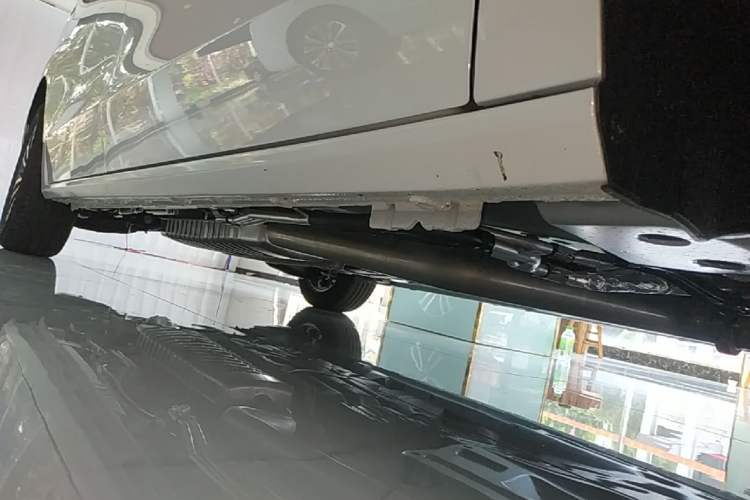 Used Buick GL8 2025 Model Land Cruiser Business Class Comfort DG Edition Right Side Sill