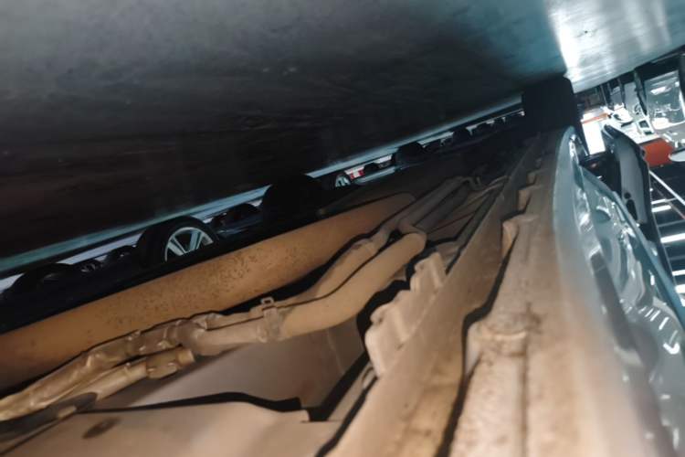 Used Buick GL8 2025 Lu Zun Smart Enjoyment Edition Right Side Sill