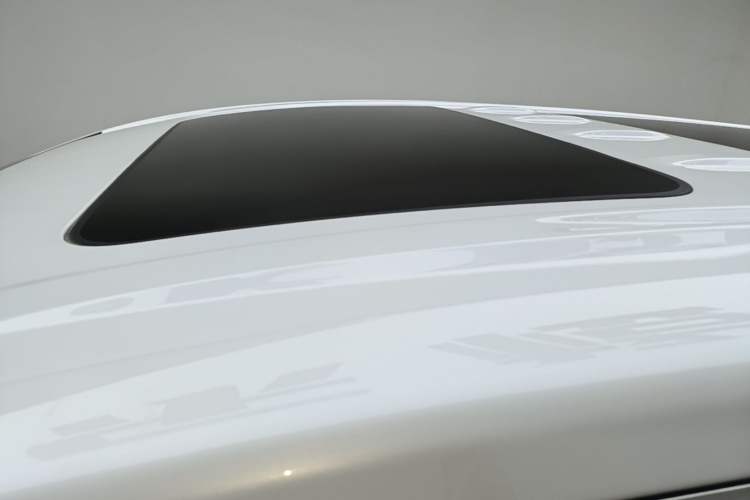 Used Buick GL8 2025 Lu Zun Deluxe Edition Roof