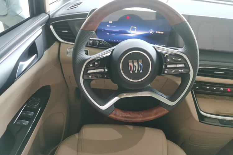 Used Buick GL8 2025 Model Land Executive Class First-Adoption Edition Steering Wheel