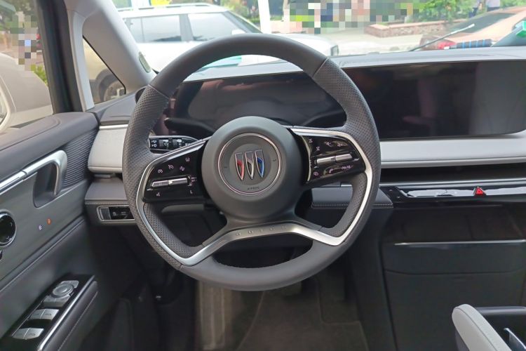 Used Buick GL8 2025 Lu Zun Deluxe Edition Steering Wheel
