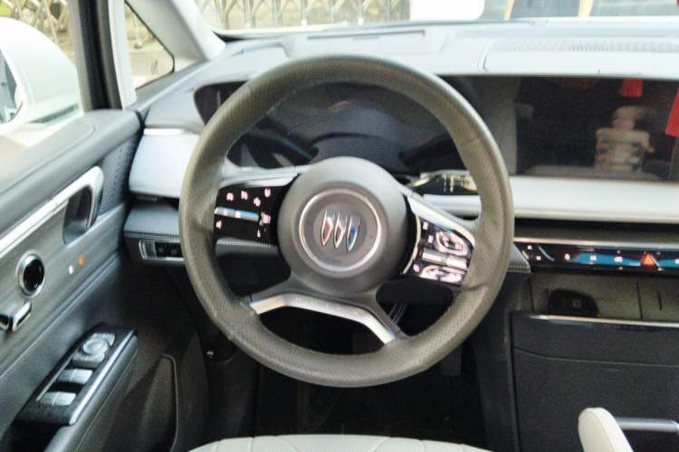 Used Buick GL8 2025 Lu Zun Smart Enjoyment Edition Steering Wheel