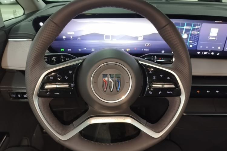 Used Buick GL8 2025 Lu Zun Deluxe Edition Steering Wheel
