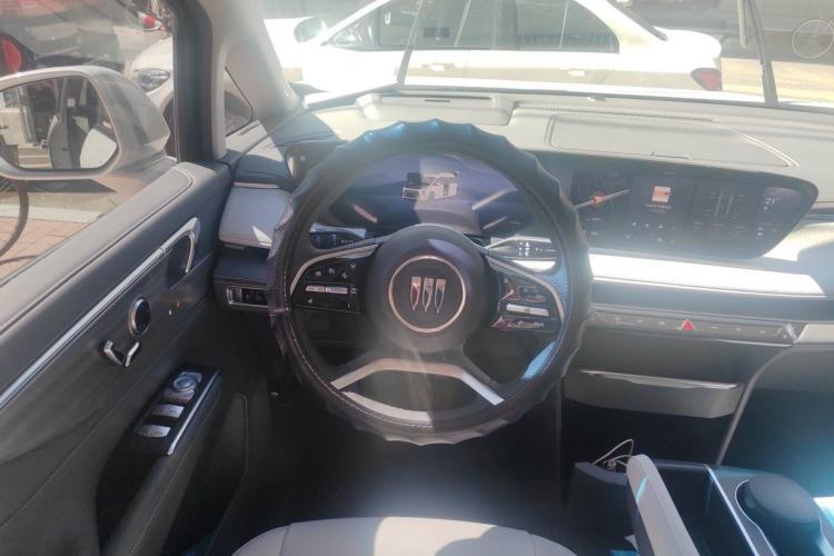 Used Buick GL8 2025 Lu Zun Smart Enjoyment Edition Steering Wheel