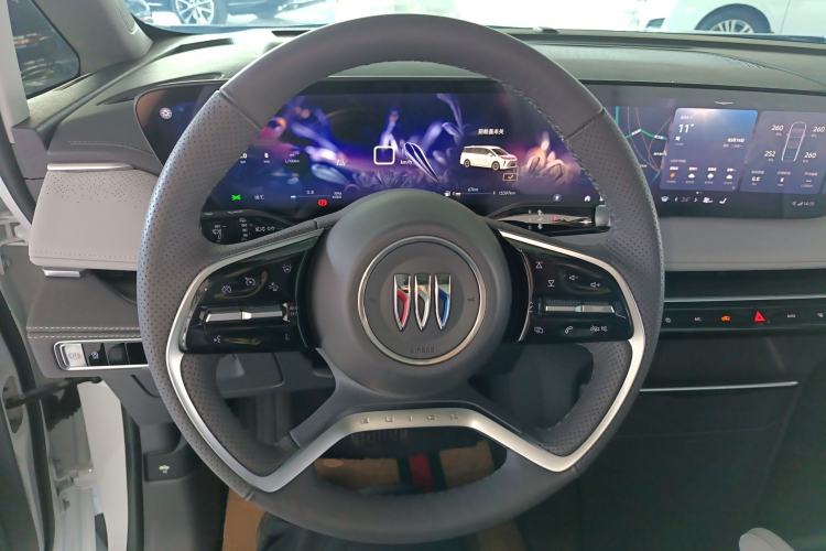 Used Buick GL8 2025 Lu Zun Smart Enjoyment Edition Steering Wheel