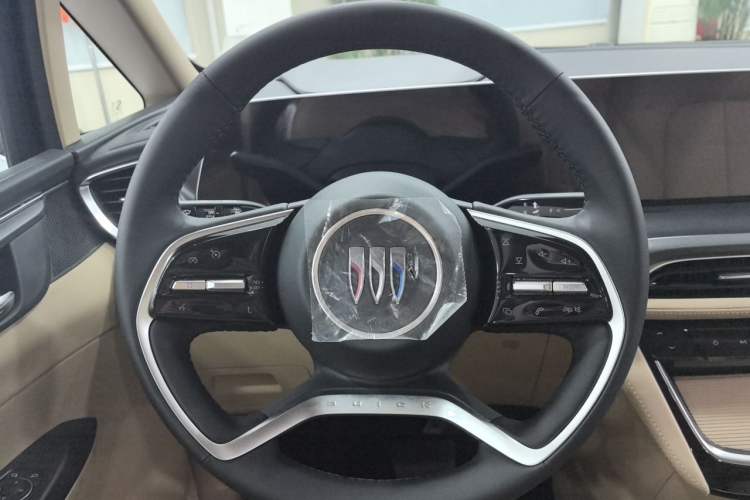 Used Buick GL8 2025 Model Land Cruiser Business Class Comfort DG Edition Steering Wheel