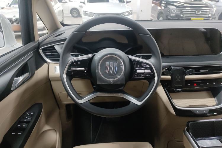 Used Buick GL8 2025 Model Land Cruiser Business Class Comfort DG Edition Steering Wheel
