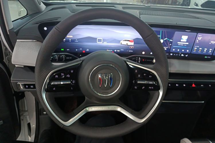 Used Buick GL8 2025 Lu Zun Deluxe Edition Steering Wheel