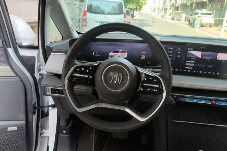 Used Buick GL8 2025 Lu Zun Deluxe Edition Steering Wheel