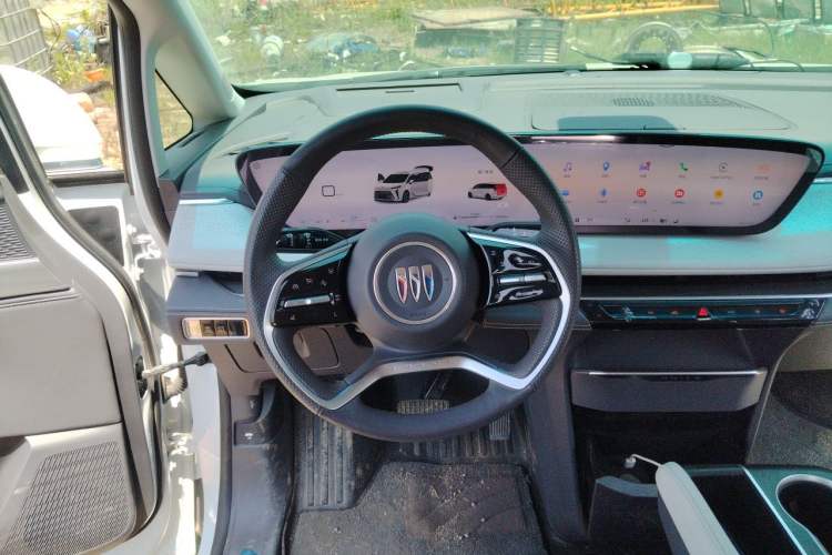 Used Buick GL8 2025 Lu Zun Smart Enjoyment Edition Steering Wheel