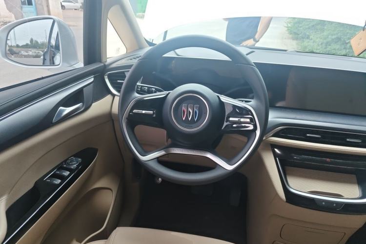 Used Buick GL8 2025 Model Land Executive Class First-Adoption Edition Steering Wheel