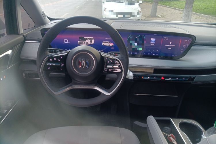 Used Buick GL8 2025 Lu Zun Deluxe Edition Steering Wheel