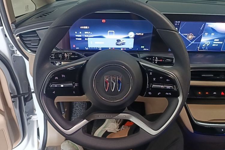 Used Buick GL8 2025 Model Land Executive Class First-Adoption Edition Steering Wheel