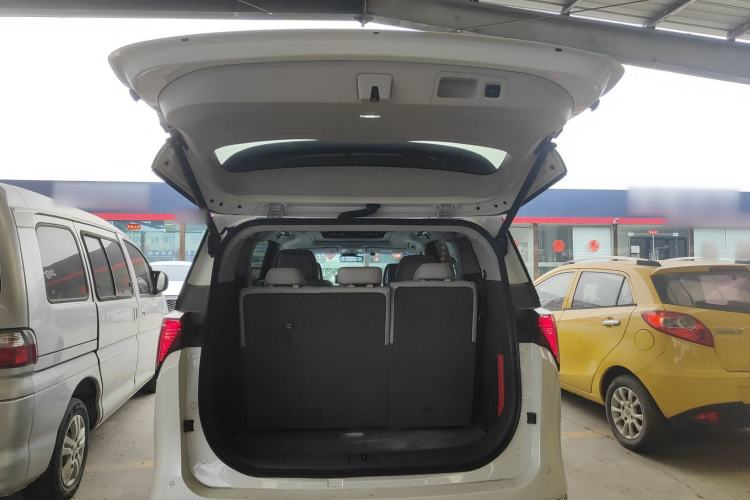 Used Buick GL8 2025 Lu Zun Deluxe Edition Trunk