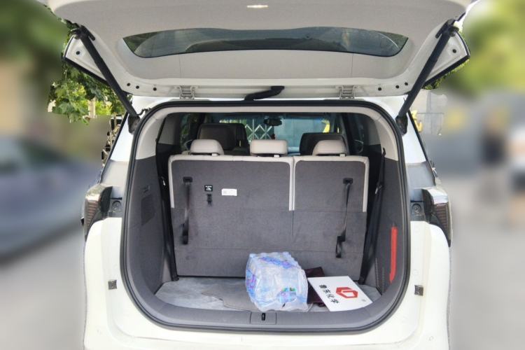 Used Buick GL8 2025 Lu Zun Smart Enjoyment Edition Trunk