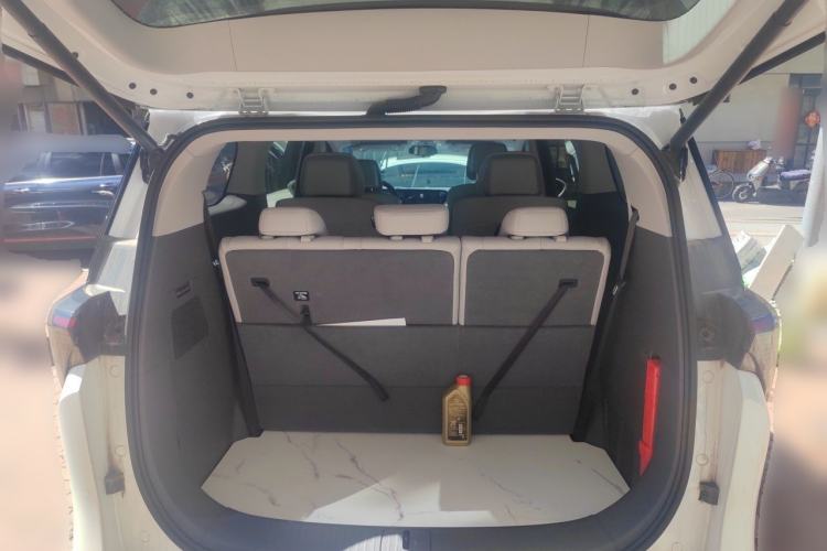 Used Buick GL8 2025 Lu Zun Smart Enjoyment Edition Trunk