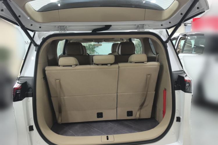 Used Buick GL8 2025 Model Land Cruiser Business Class Comfort DG Edition Trunk