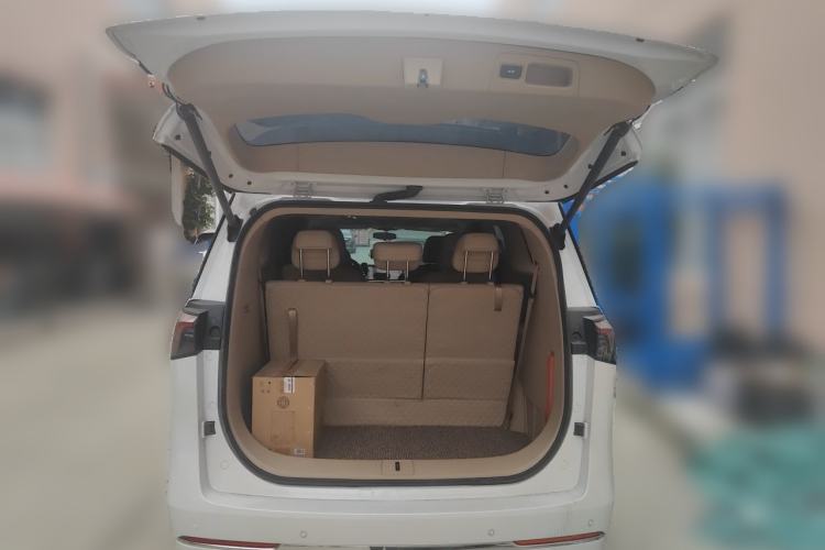 Used Buick GL8 2025 Model Land Cruiser Business Class Comfort DG Edition Trunk