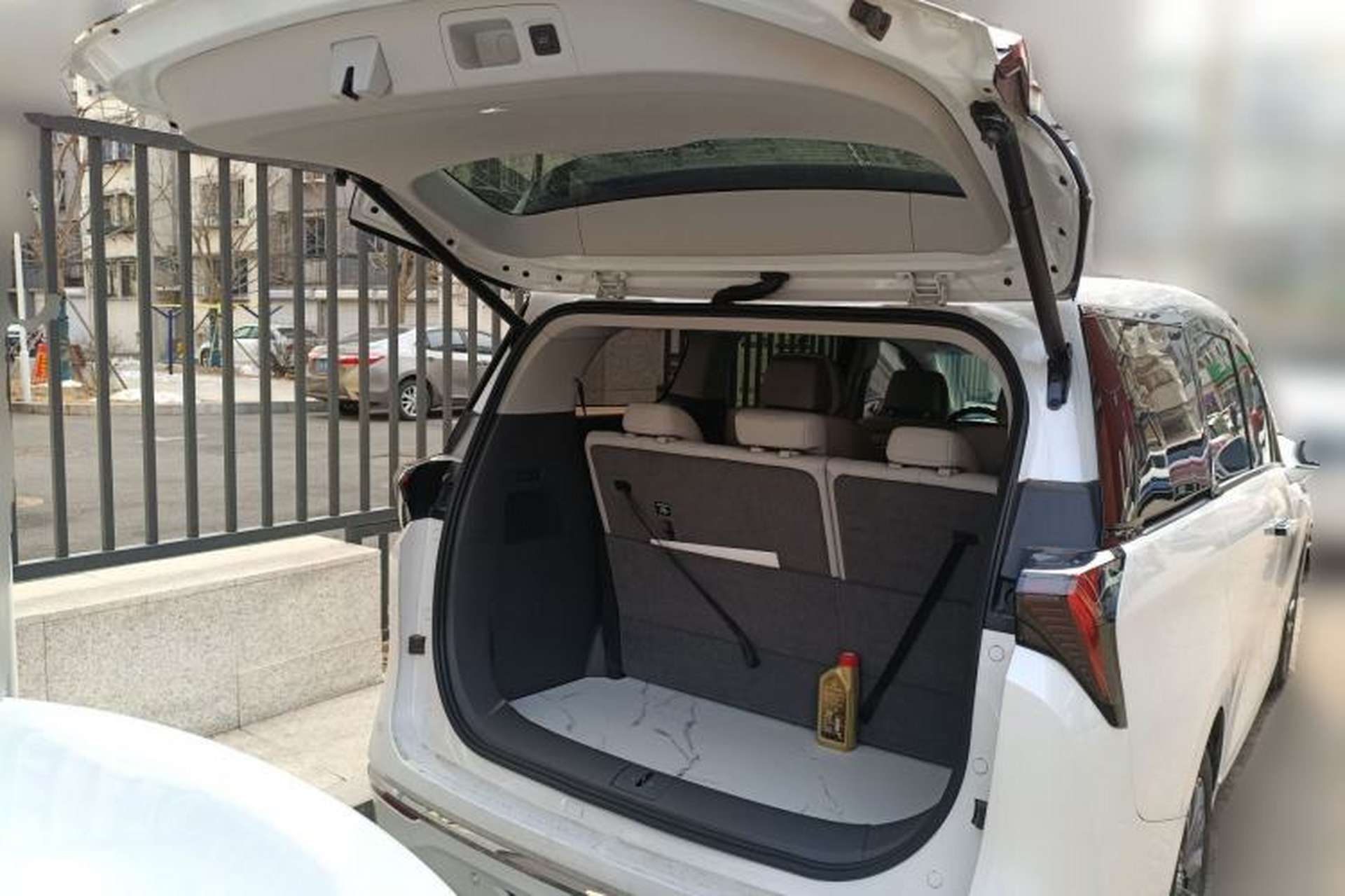 Used Buick GL8 2025 Lu Zun Smart Enjoyment Edition Trunk