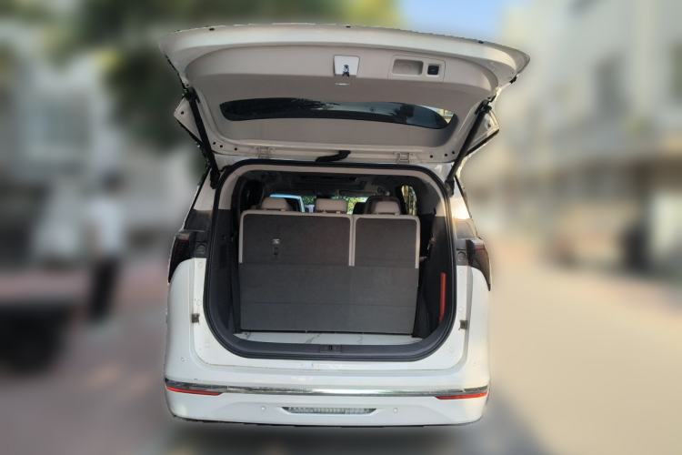 Used Buick GL8 2025 Lu Zun Deluxe Edition Trunk